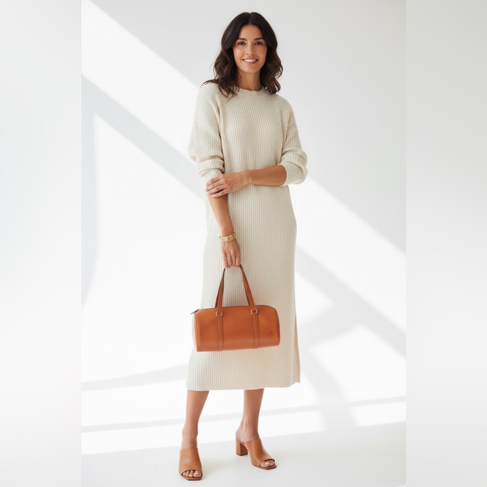 Louis Vuitton Authentic Luxury Vintage Retro RARE Minimalist Epi Soufflot Bag